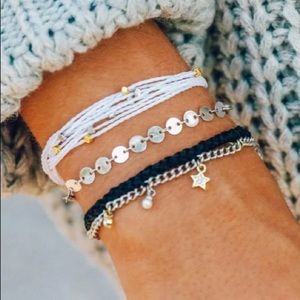 Pura Vida December Stars Monthly Club Pack